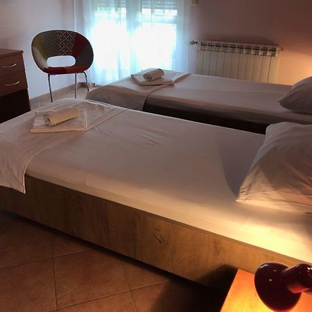 Guest House Ivo Stobreč 外观 照片