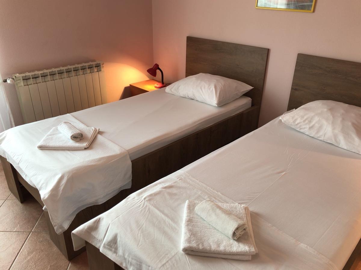 Guest House Ivo Stobreč 外观 照片